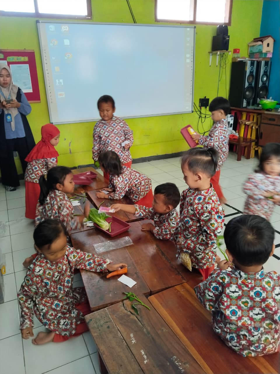 Anak-anak belajar kelompok